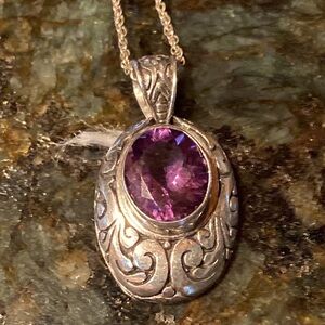 Sterling Silver and Amethyst Necklace 🌺NWOTs